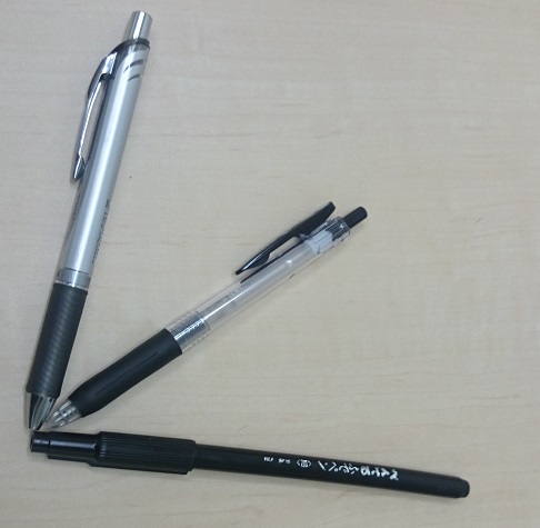 3種類のペンの写真